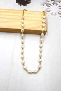 Annika pearl necklace