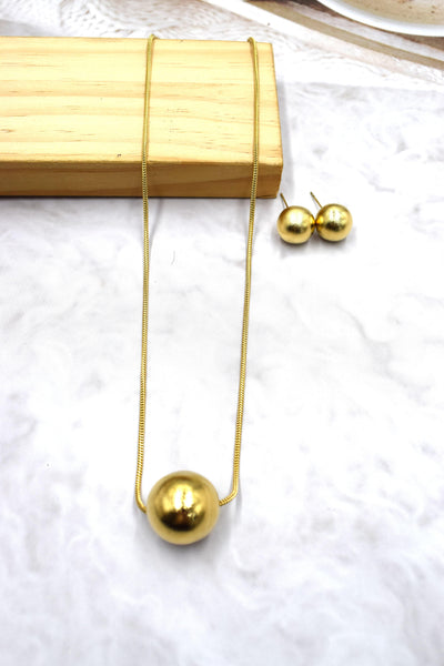 Katherine gold ball necklace