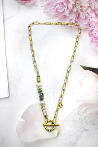 Kelly t bar necklace green