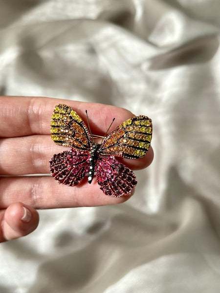 Neassa pink butterfly brooch