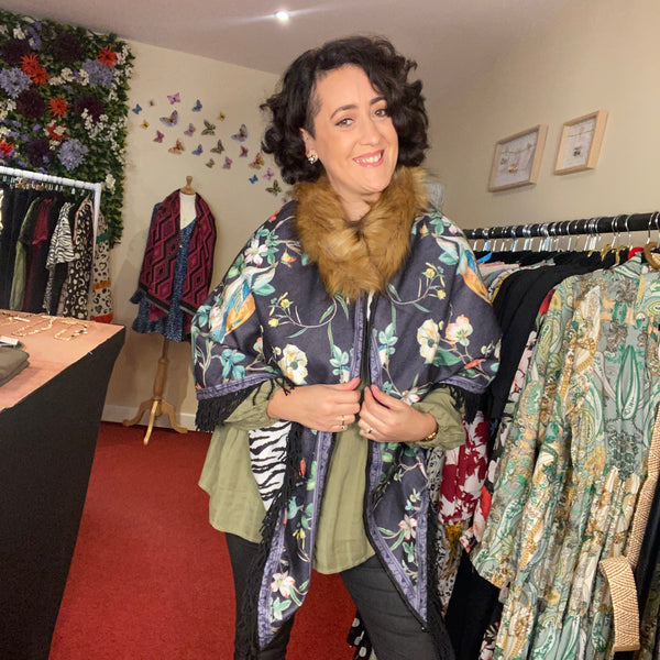 Ambra floral cape faux fur collar