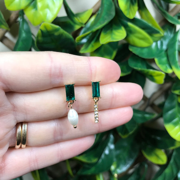 Elva Asymmetric Pearl and Emerald Earring