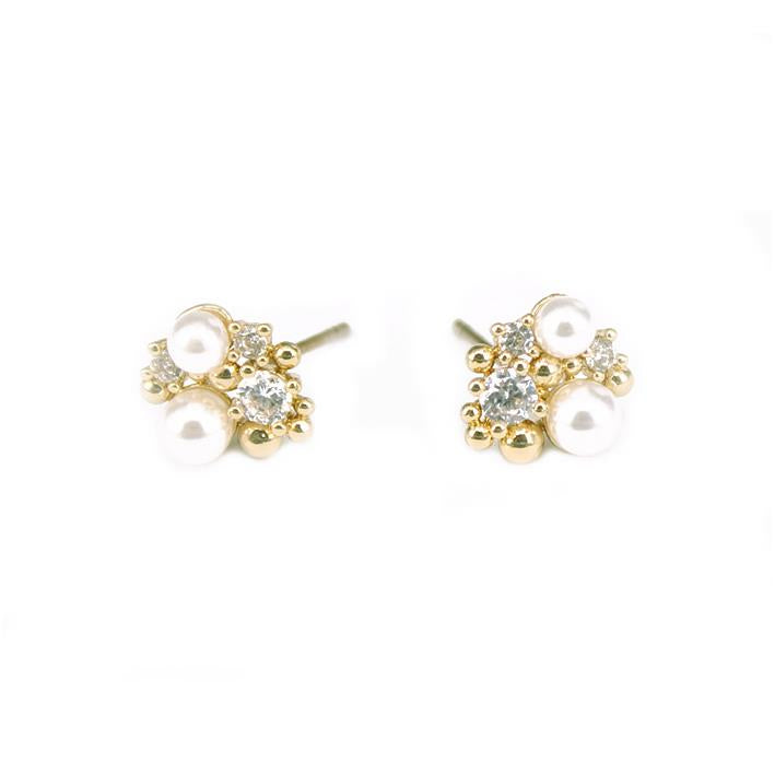 Clare crystal and pearl cluster earring in gold
