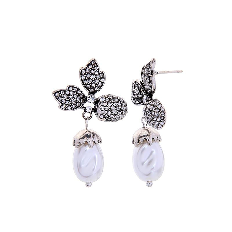Laoise crystal & pearl acorn earring in silver