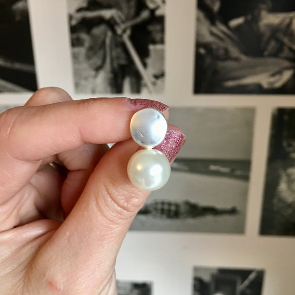 Pearl and Disc Earring Cream