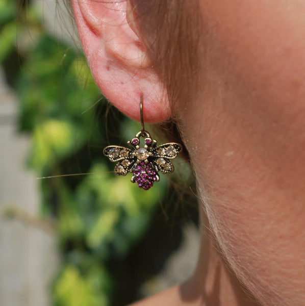 Polly Pink Bee Earring