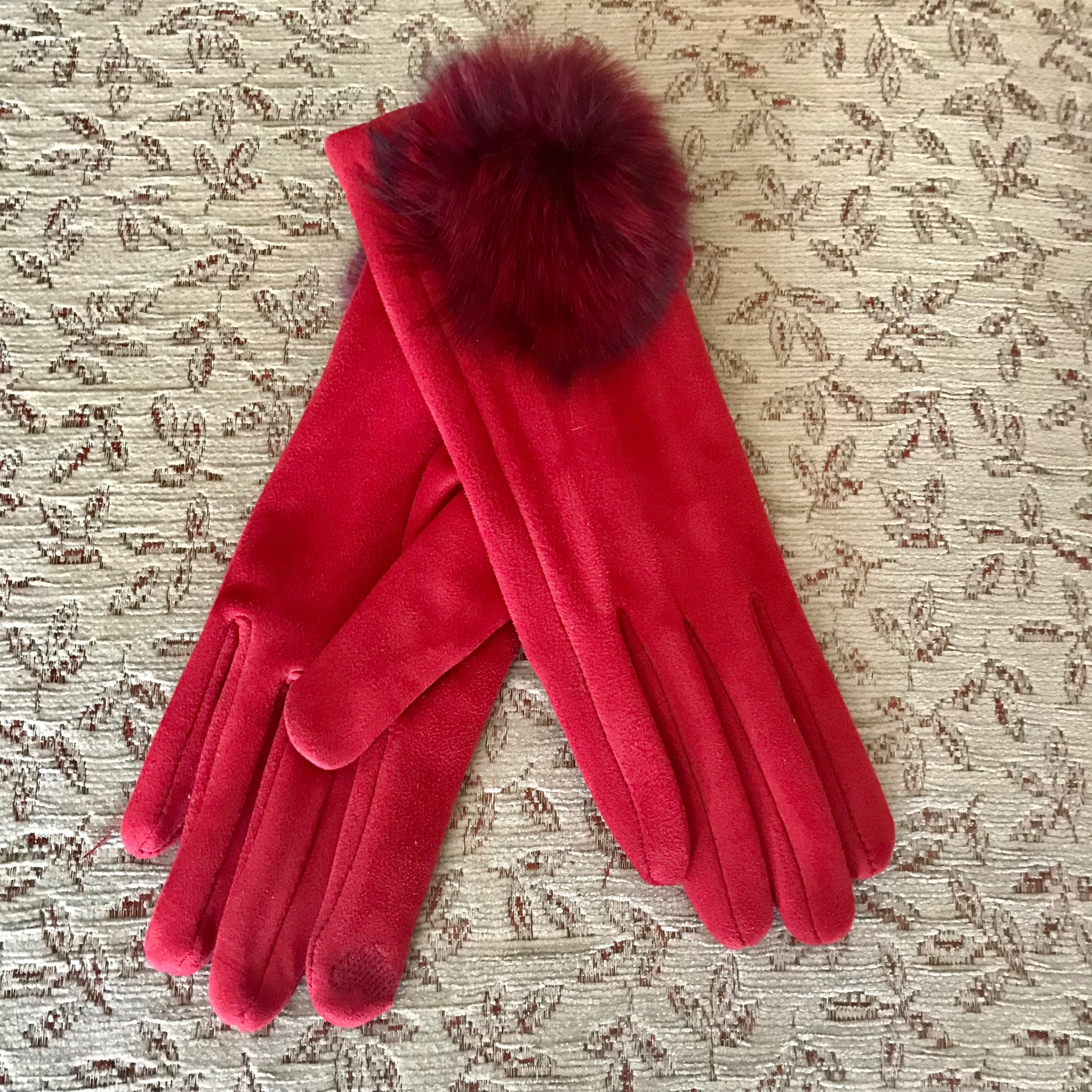 Red Pom Glove