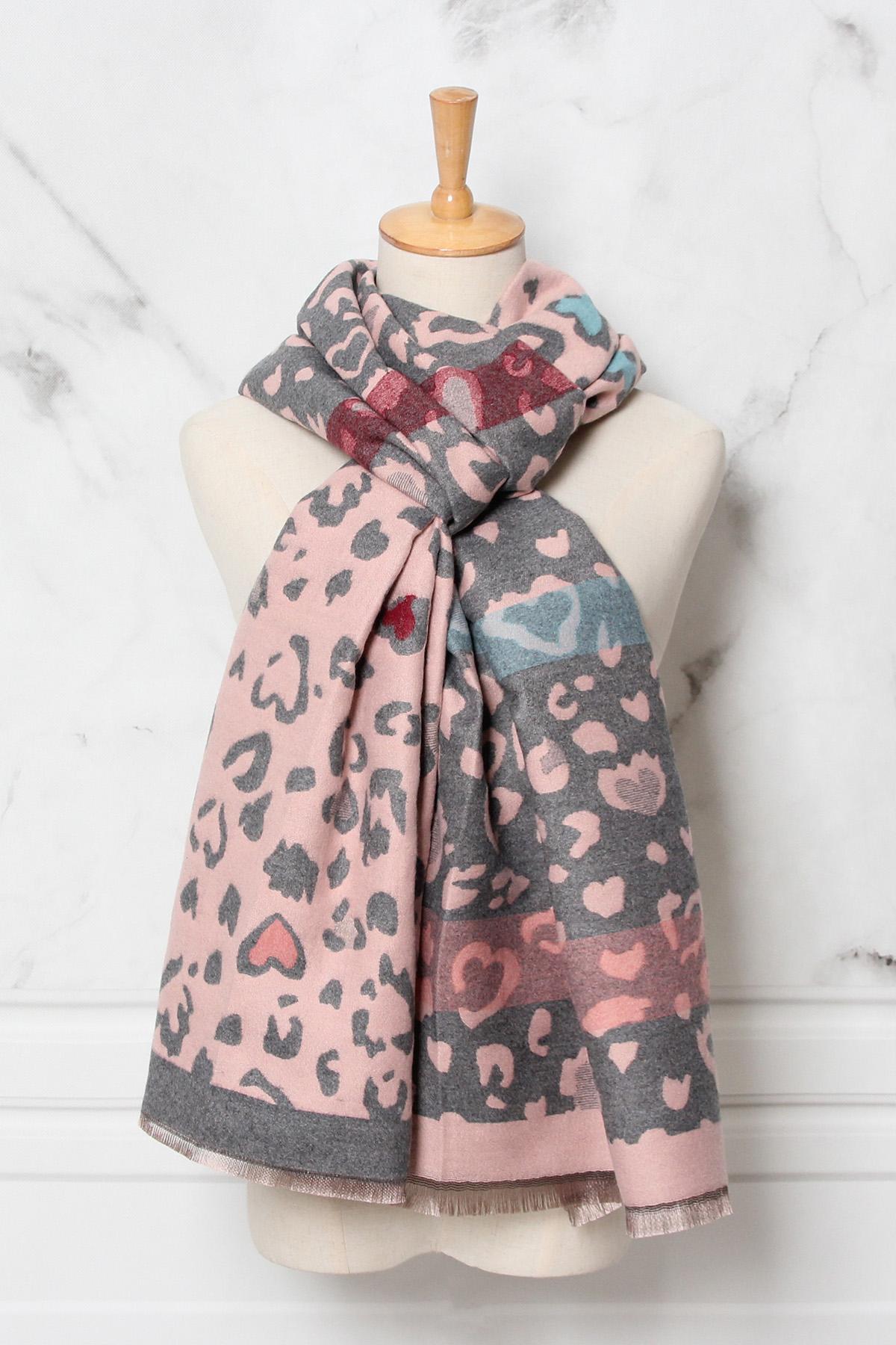 Zuri heart print scarf pink